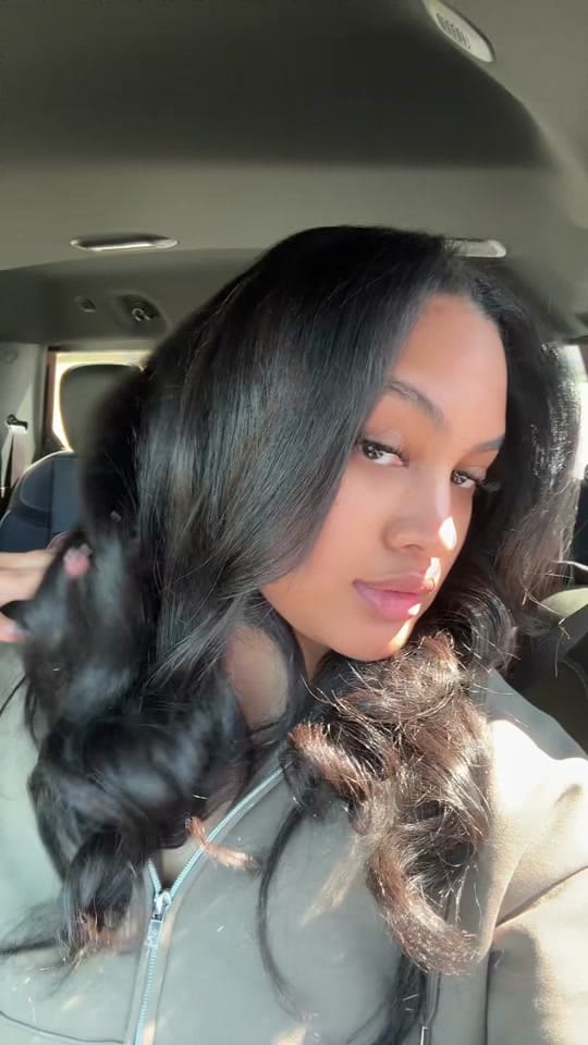 Post 4 by Sydney Brooks on TikTok (video)