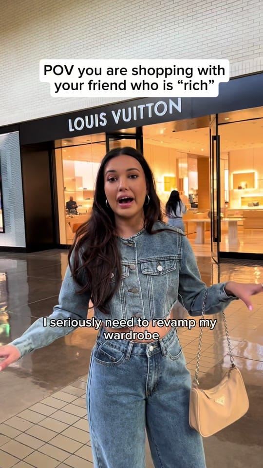 Post 7 by alexajoellecombs on TikTok (video)