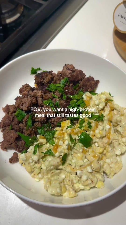 Post 5 by CAROLINA on TikTok (video)
