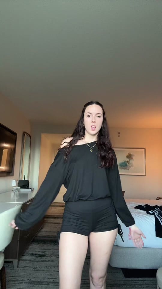 Post 7 by nat | cute fits/las vegas hits on TikTok (video)