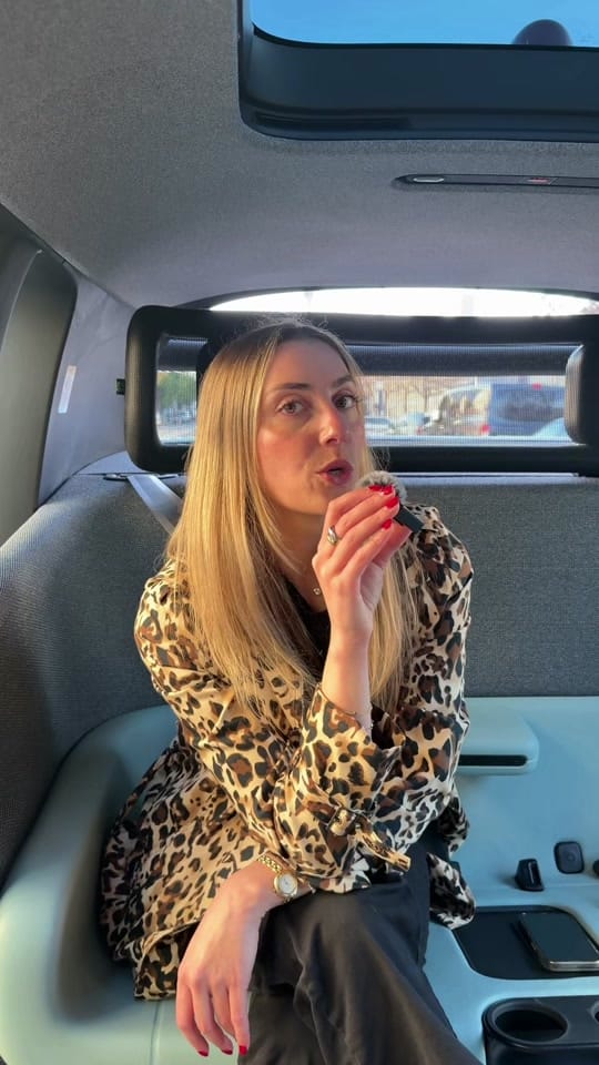 Post 8 by Stef Anderson on TikTok (video)