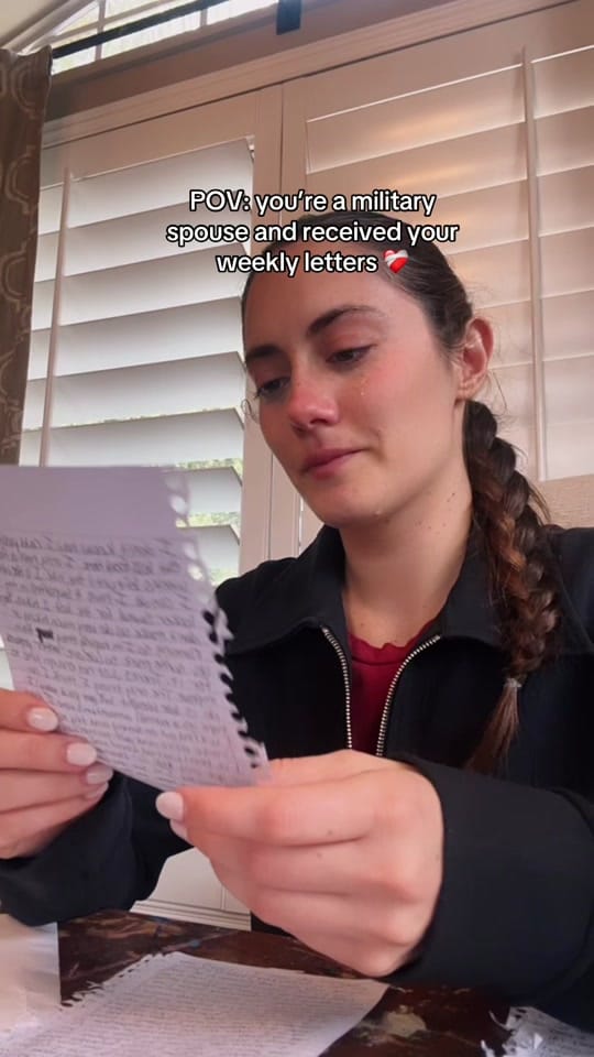 Post 4 by Milena Zollama on TikTok (video)