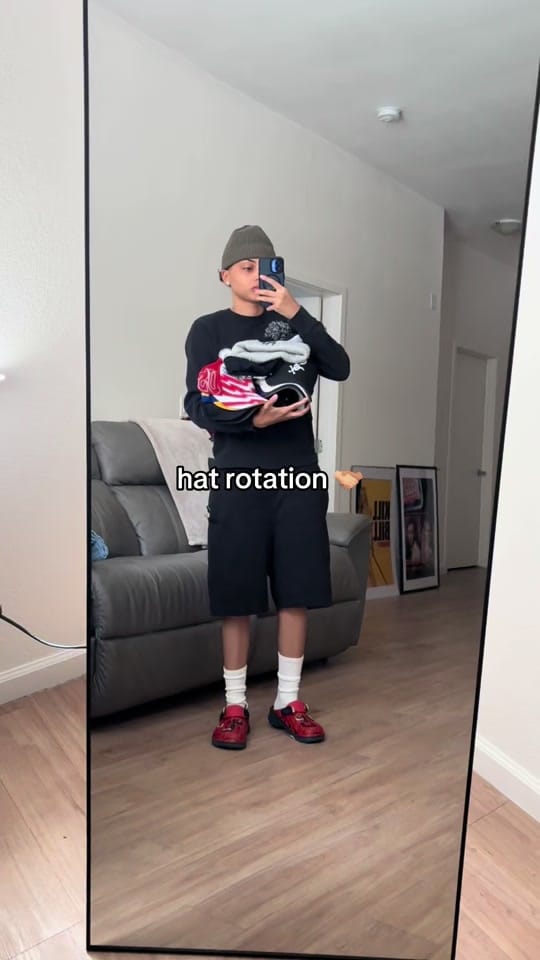 Post 10 by nia on TikTok (video)