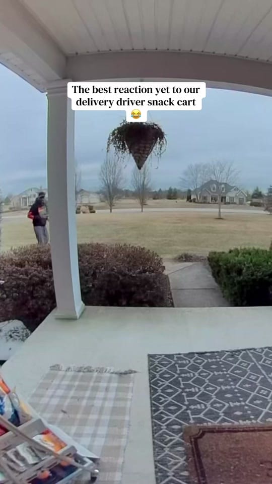 Post 1 by Chloë | Wedding Photographer on TikTok (video)