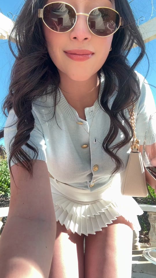 Post 3 by Betsy De La Hoya on TikTok (video)