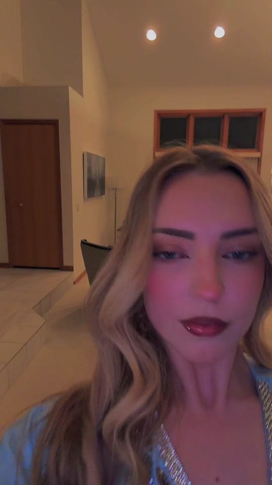 Post 4 by jennabloomm on TikTok (video)