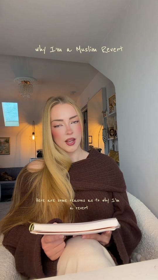 Post 5 by jennabloomm on TikTok (video)