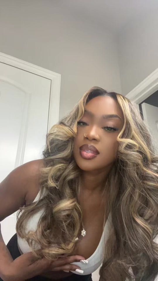 Post 6 by Tatianna on TikTok (video)
