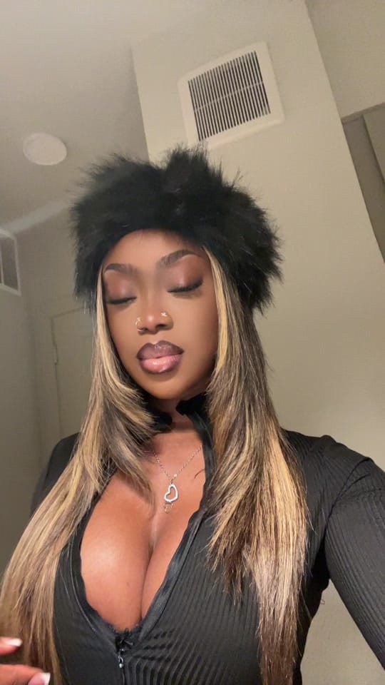Post 2 by Tatianna on TikTok (video)