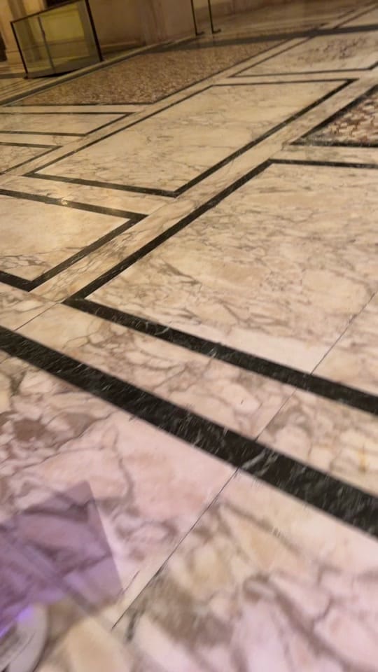 Post 5 by Jenn in Napoli 🇮🇹 on TikTok (video)
