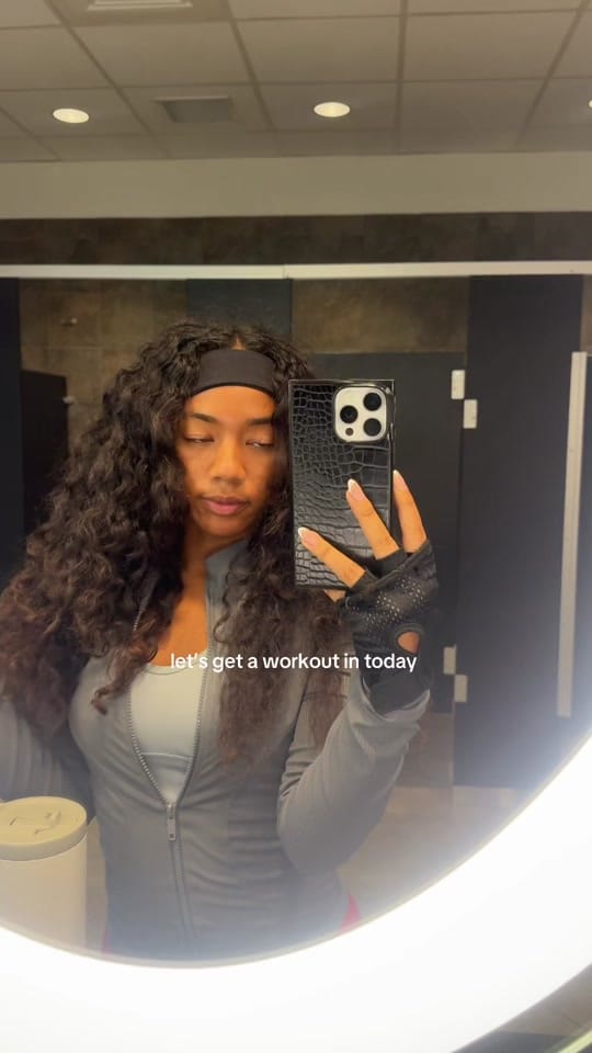 Post 1 by Alyssia Tsang on TikTok (video)