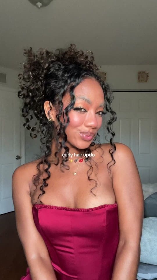 Post 10 by Alyssia Tsang on TikTok (video)