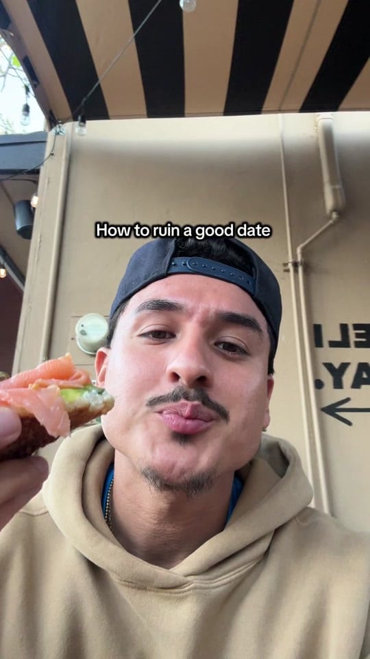 Post 2 by Fernando Fierro on TikTok (video)