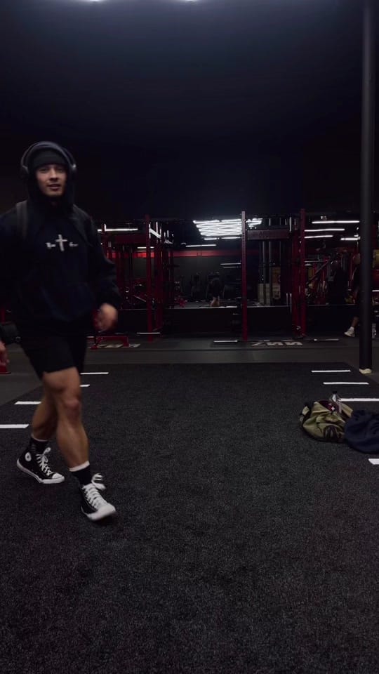 Post 10 by Zach Andrews on TikTok (video)