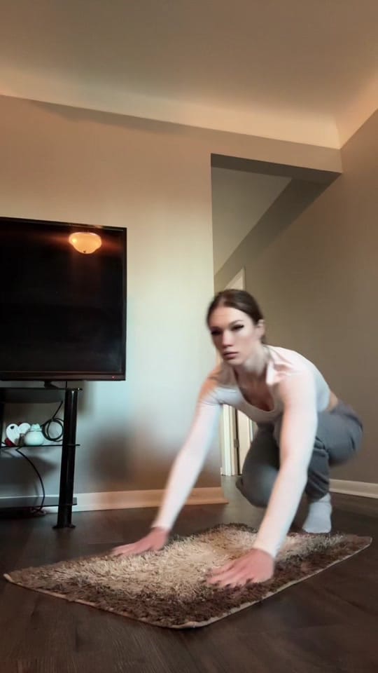 Post 2 by Katie 💋 on TikTok (video)