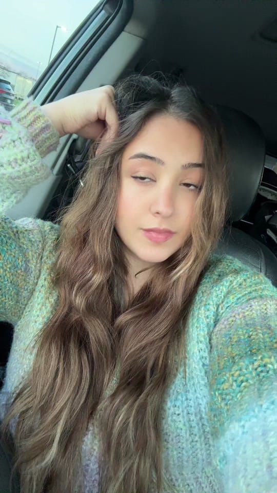 Post 1 by Rola on TikTok (video)