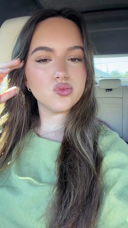 Post 4 by alexandra on TikTok (video)