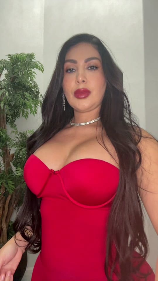 Post 3 by Alejandra Londoño on TikTok (video)