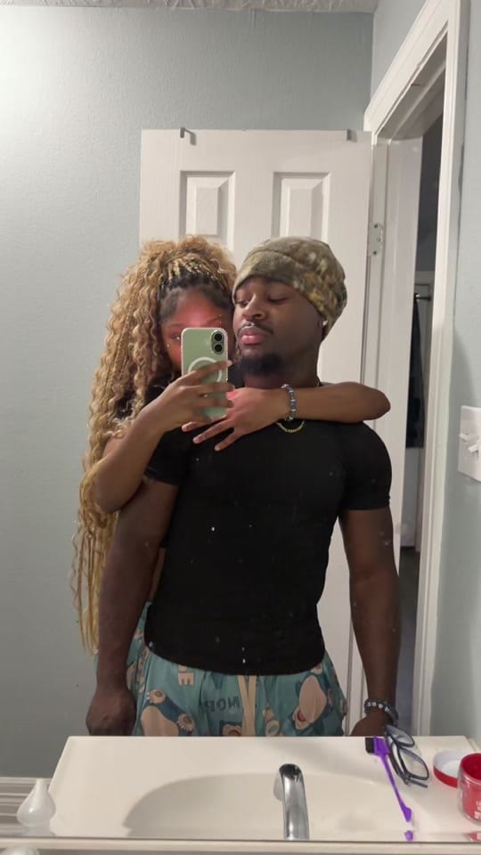 Post 5 by majaunique🪐 on TikTok (video)