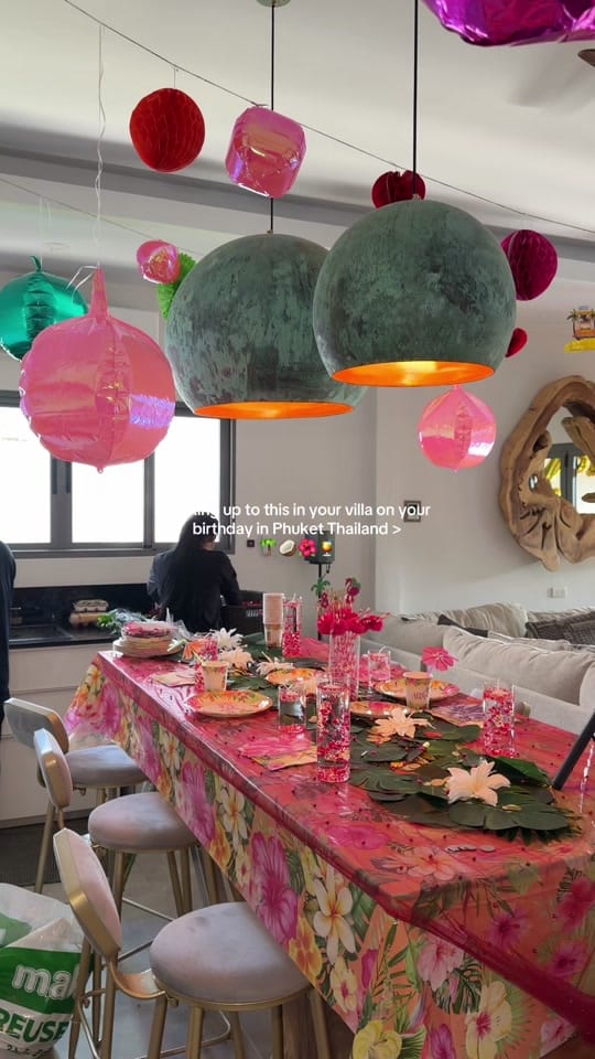 Post 5 by Lex 💕✨ on TikTok (video)
