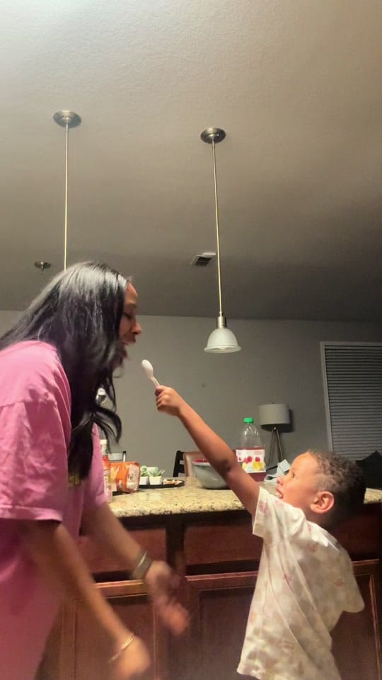 Post 2 by Adriana Pou🇧🇿 on TikTok (video)