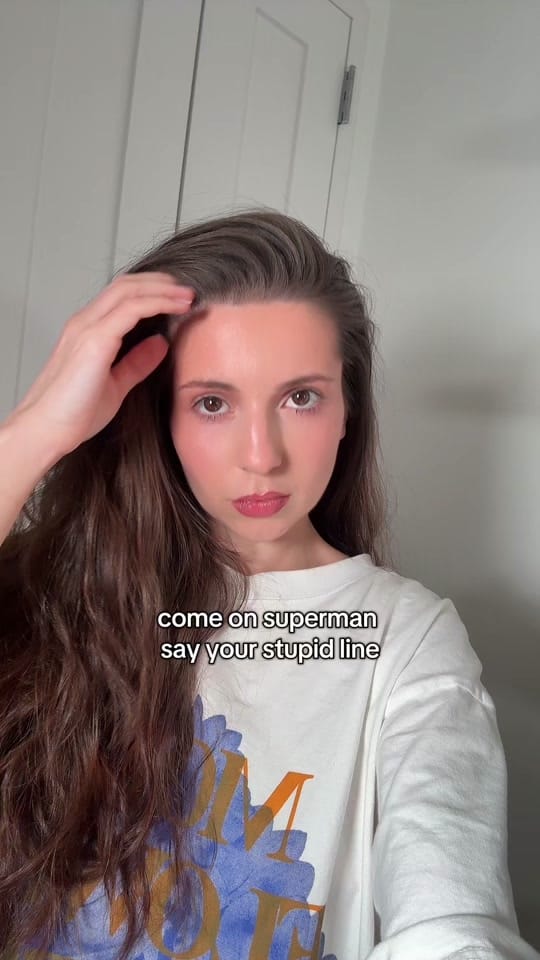 Post 4 by JULIA on TikTok (video)