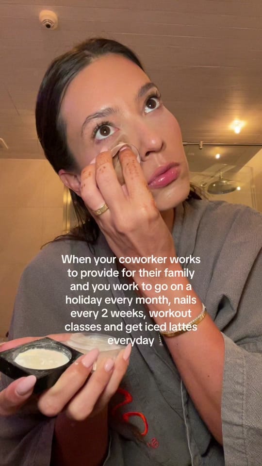 Post 8 by Bellabclark on TikTok (video)