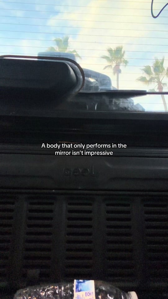 Post 1 by Valentin Boyanov on TikTok (video)