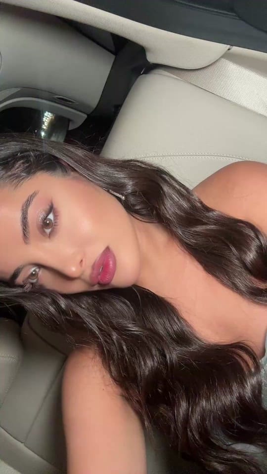 Post 10 by Rebecca Ghaderi on TikTok (video)
