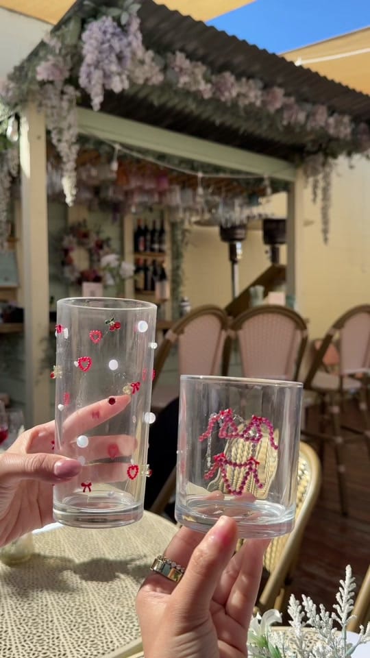 Post 6 by thefashioncutie on TikTok (video)