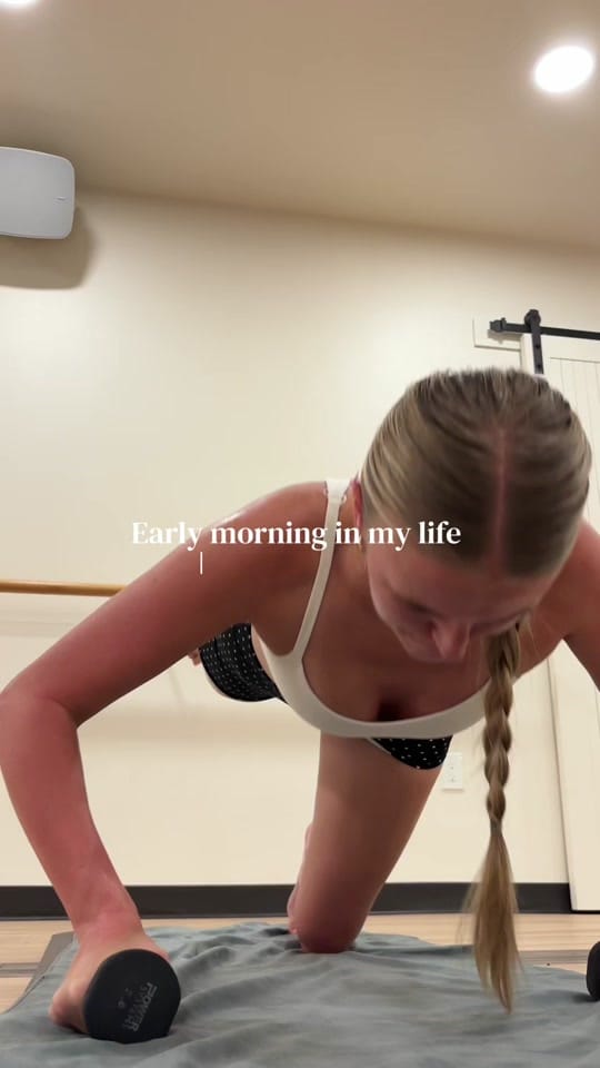 Post 8 by Sydney Hoffman on TikTok (video)