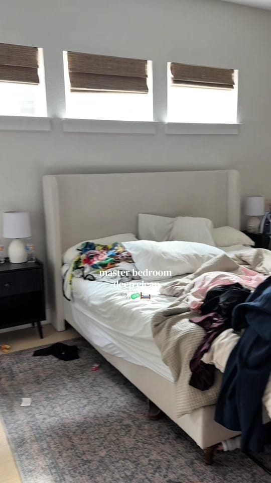 Post 6 by jasmin on TikTok (video)