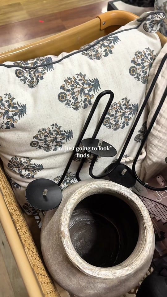 Post 5 by jasmin on TikTok (video)