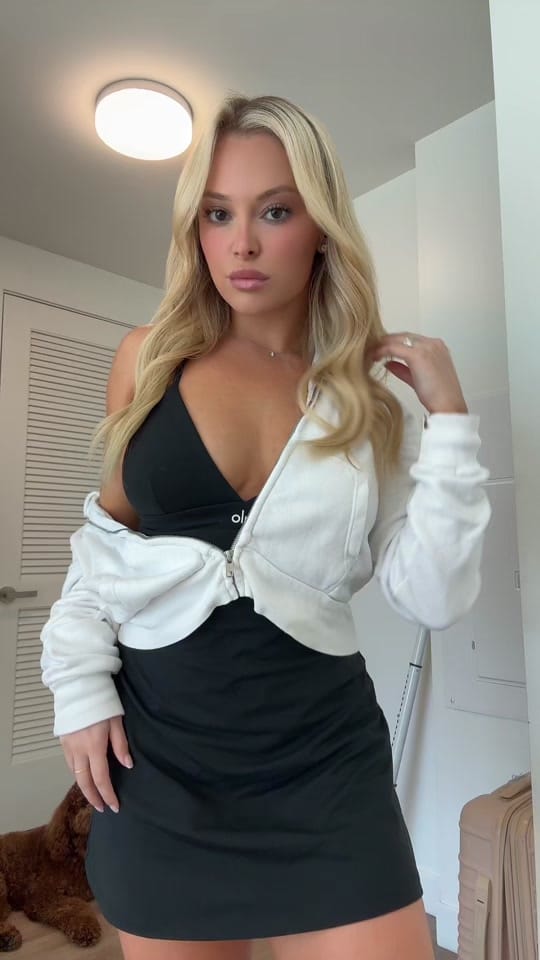 Post 4 by Sarah Clarisse on TikTok (video)
