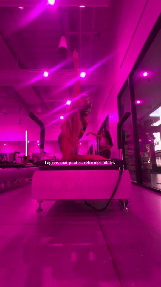 Post 10 by Sarah Clarisse on TikTok (video)