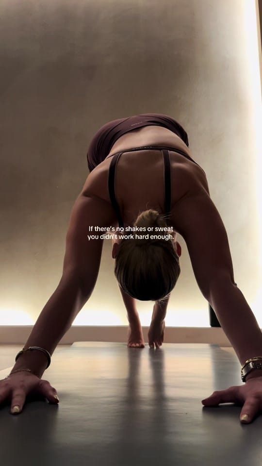 Post 5 by Sarah Clarisse on TikTok (video)
