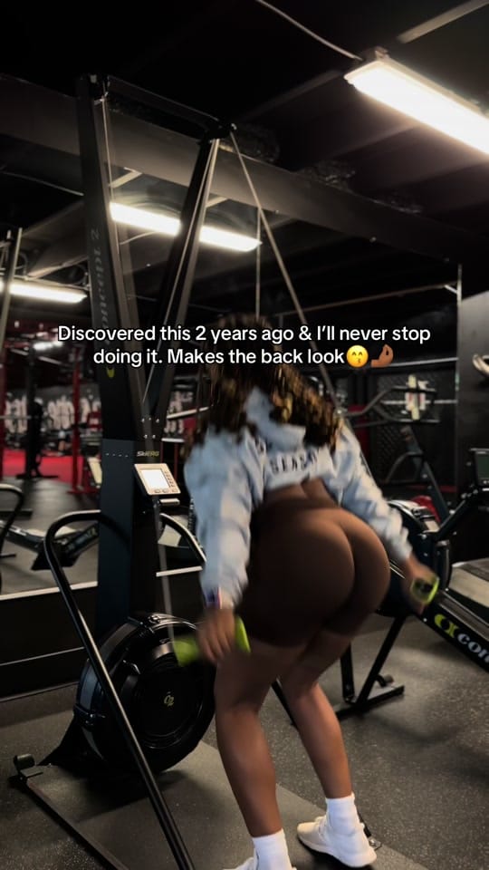Post 8 by Liyah Noelle🖤 on TikTok (video)