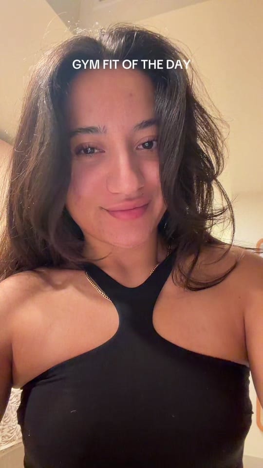 Post 3 by mariana on TikTok (video)