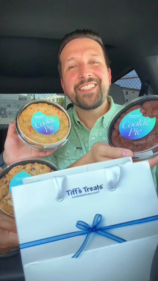 Post 8 by David Elder | Elder Eats on TikTok (video)