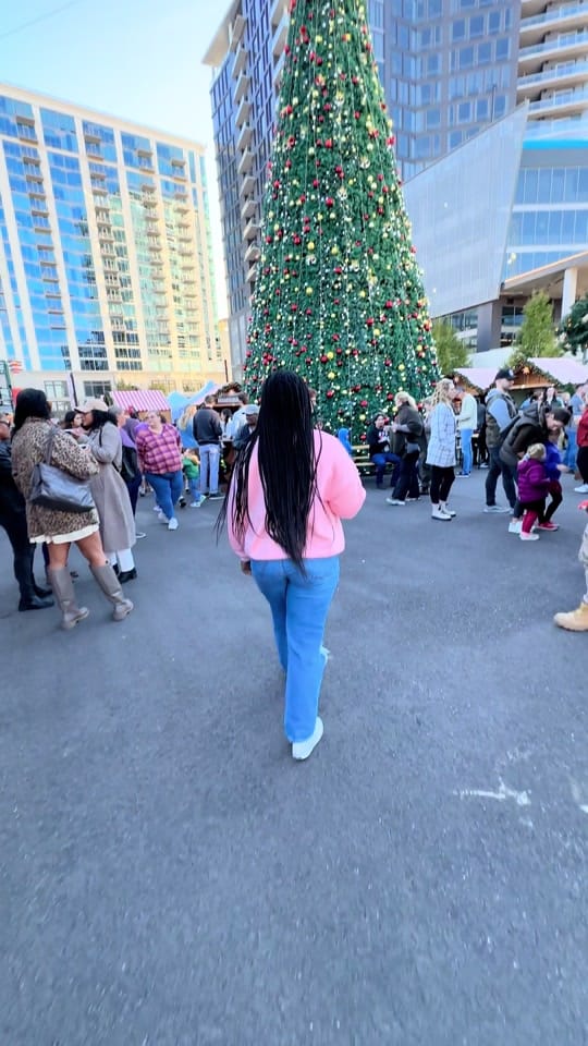 Post 3 by stefayned on TikTok (video)