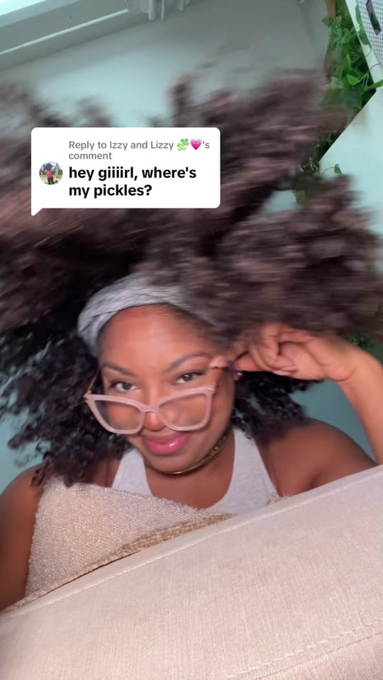 Post 4 by Halliegal on TikTok (video)