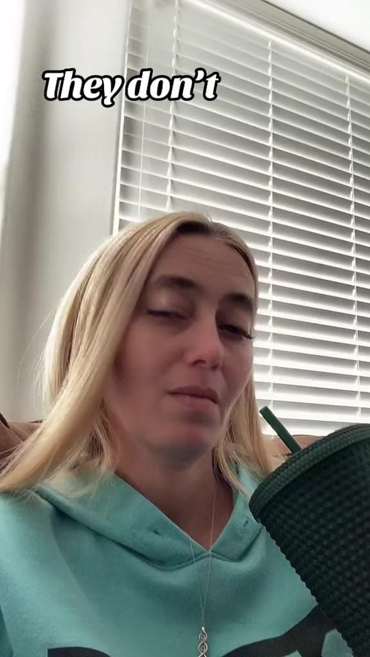 Post 1 by Smurfettemama3 on TikTok (video)