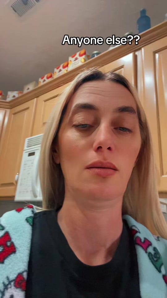 Post 6 by Smurfettemama3 on TikTok (video)