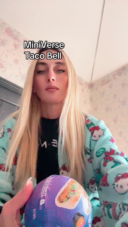 Post 7 by Smurfettemama3 on TikTok (video)