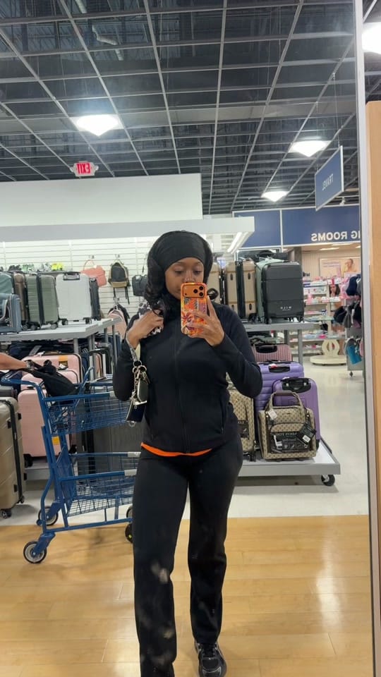 Post 5 by asiamonelll on TikTok (video)