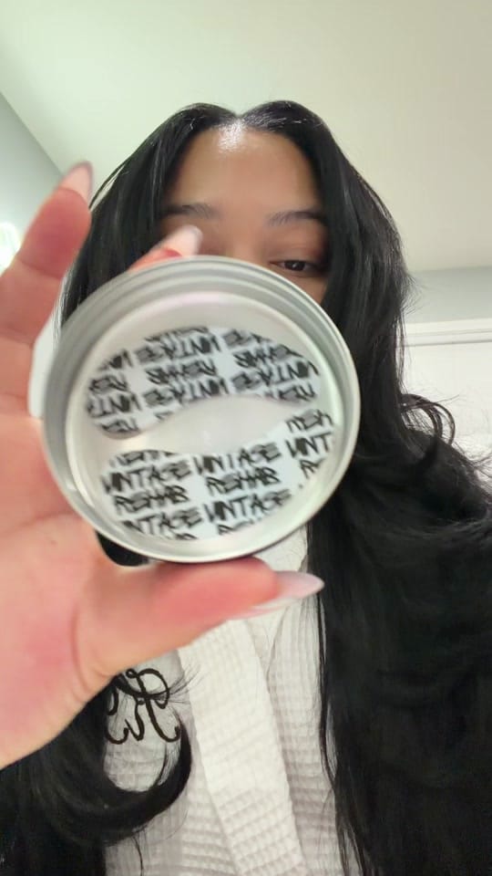 Post 4 by KELLY B on TikTok (video)
