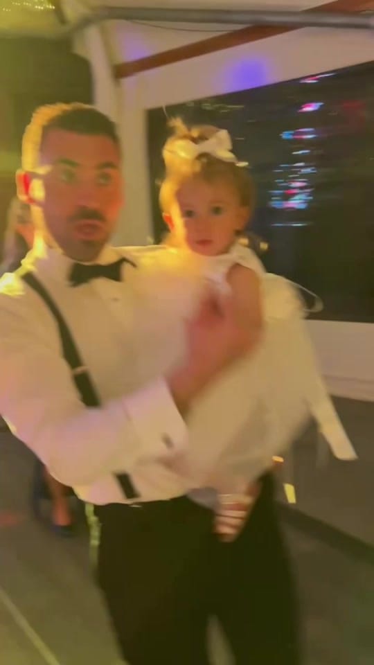 Post 7 by Lucio Andreozzi on TikTok (video)