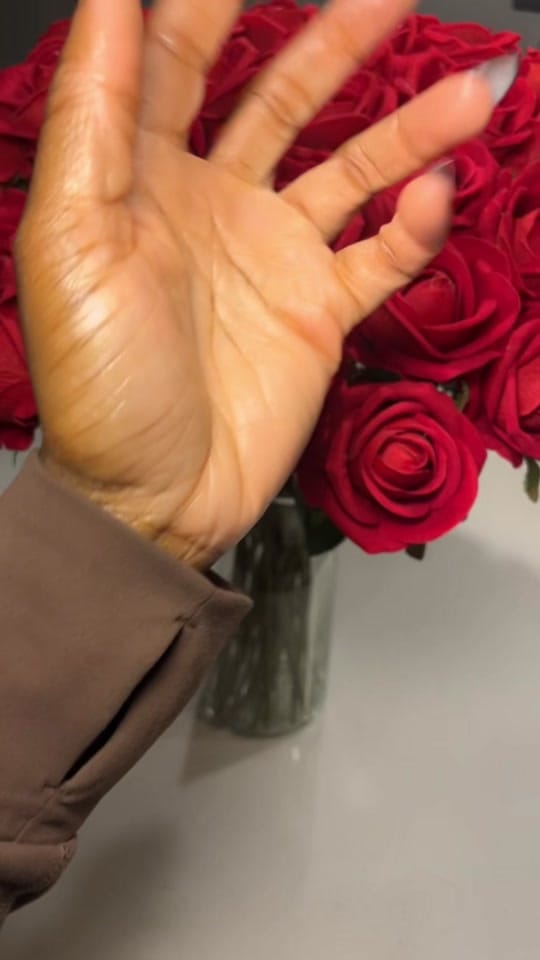Post 2 by lue🎀 on TikTok (video)