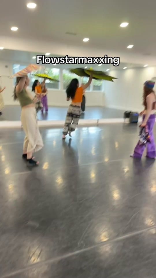 Post 6 by Jenna Williamson on TikTok (video)