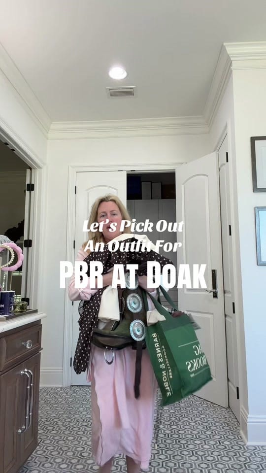 Post 2 by Anna-Lee on TikTok (video)